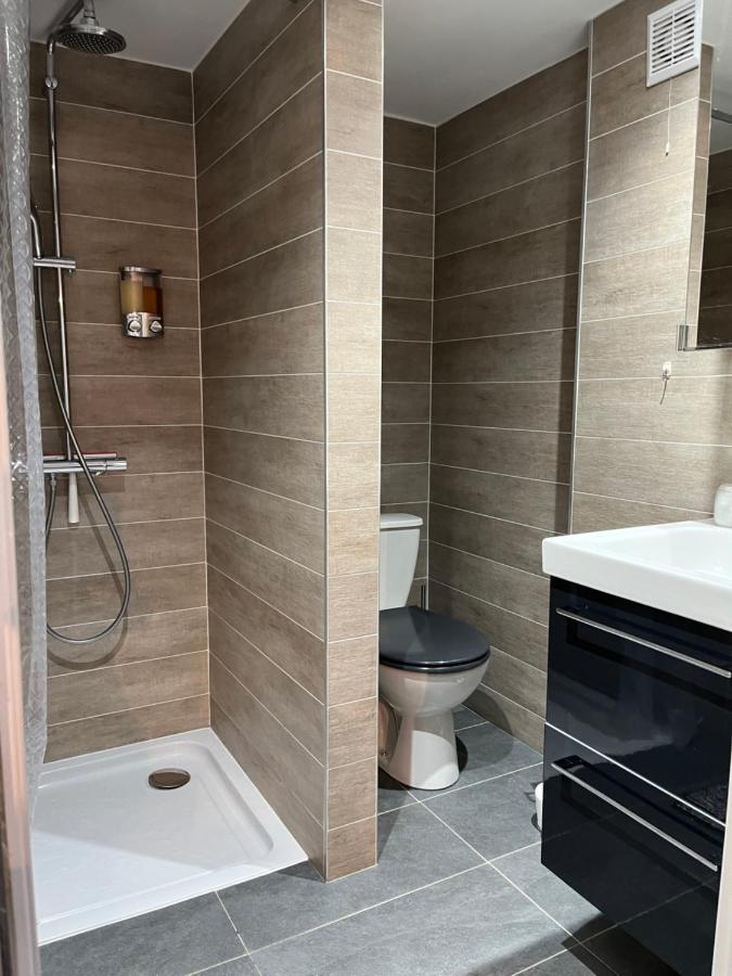 Suite A La Villa Cattus Bram Екстериор снимка