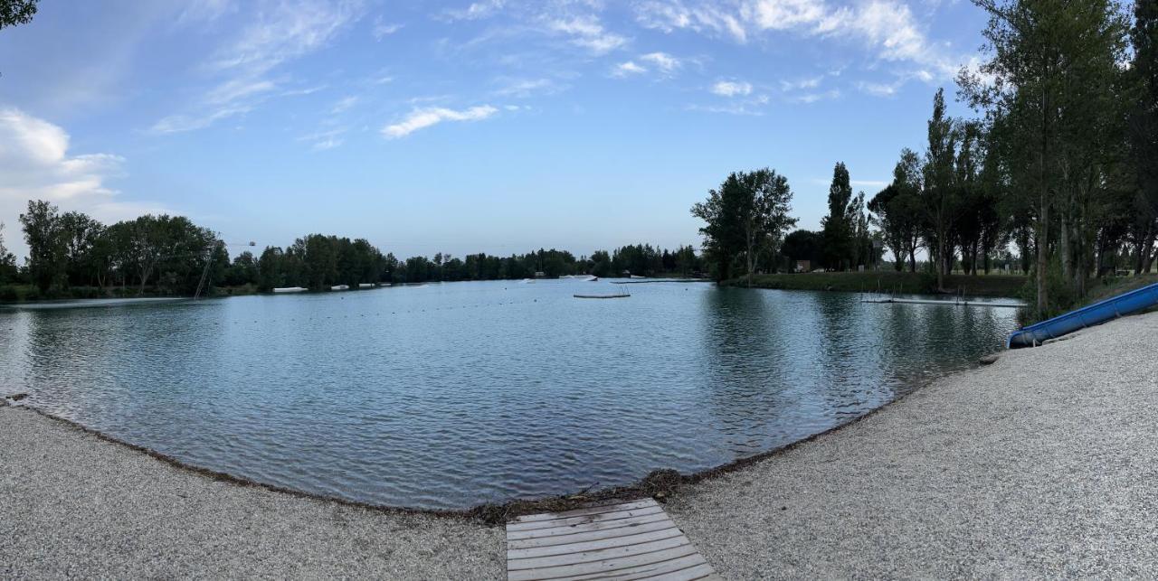 Suite A La Villa Cattus Bram Екстериор снимка